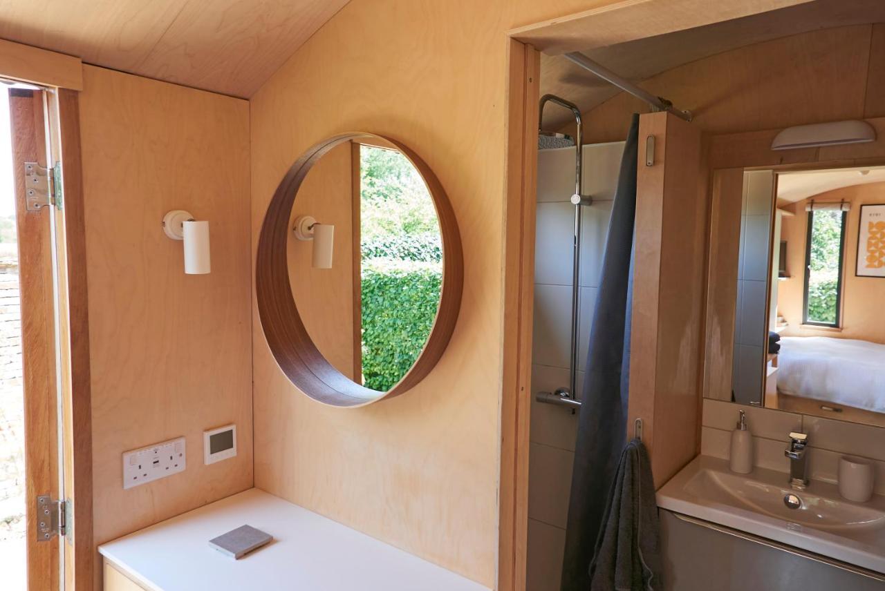 Villa Hut64 Alderbury Exterior foto